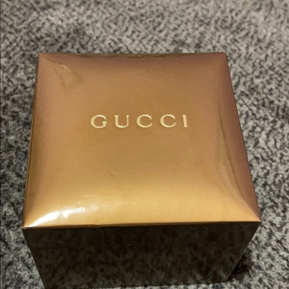 Gucci watch